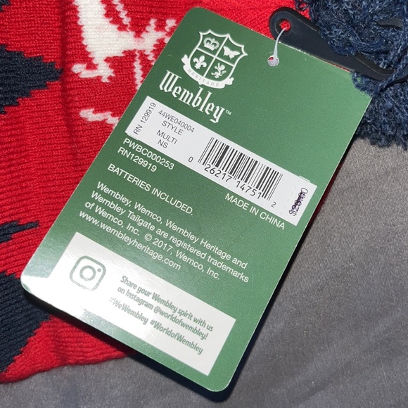 “Sleighed It” Stocking Hat. NWT! Plays Jungle Bells. 🎄 - Picture 5 of 5